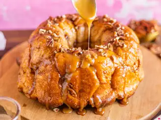 Too Easy Gooey Caramel Rolls